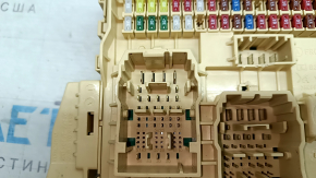 Kia Sportage 23-25 HEV under-dash fuse box