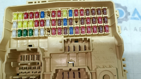 Kia Sportage 23-25 HEV under-dash fuse box