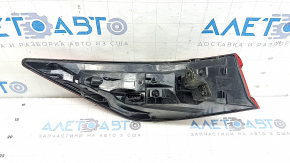 Infiniti QX50 19-25 right outer fender light cracks in mount
