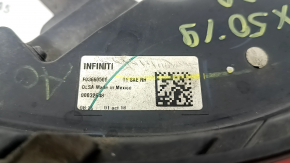 Infiniti QX50 19-25 right outer fender light cracks in mount