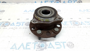 Kia Sportage 23-26 HEV AWD rear left hub rusty