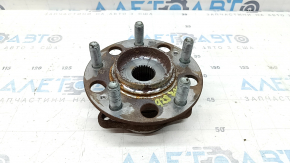 Kia Sportage 23-26 HEV AWD rear right hub rusty