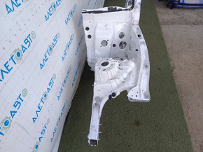 Front left quarter panel of Mercedes GLC 16-22 on the body, white