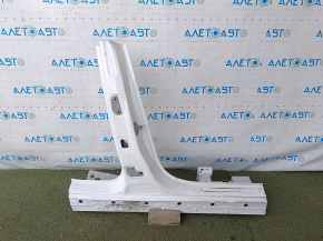 The central right body pillar of a Mercedes GLC 16-22 was sawed off, non-standard cut