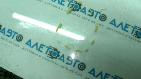 Infiniti QX50 front left door glass scratches 19-20