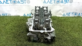 Jeep Cherokee KL 14-22 3.2 cylinder head, left, with valves and hydraulic lifters