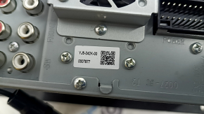 Monitor, display, and navigation assembly for the Jeep Grand Cherokee WK2 17-17