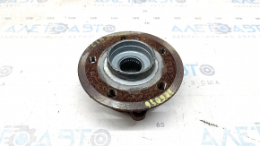 Mercedes H247 GLA 20-26 AWD rear right wheel hub rusty