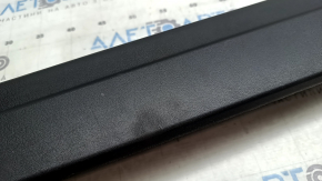 Right threshold Mercedes H247 GLA 20-26 structure, scratches