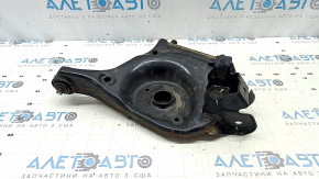 The lower control arm under the rear right Infiniti QX50 19-25 spring is rusty, the silent block needs replacing