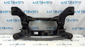 The rear subframe of the Infiniti QX50 19-25 AWD is rusty, with microcracks in the S/B, and a dented ear.