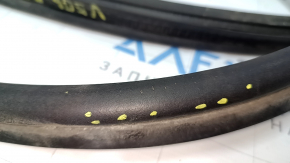 The trunk lid seal for a Toyota Camry V50 12-14 USA is worn out.