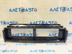 Volvo XC60 22-26 lower louver air duct