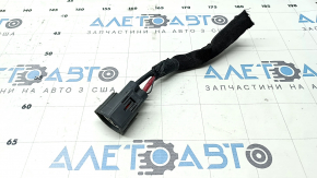 Jeep Grand Cherokee WK2 11-22 3.6 5.7 radiator shroud diffuser with a large engine