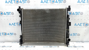 Radiator cooling water Jeep Grand Cherokee WK2 16-22 3.6 under a large fan