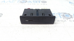 Mercedes H247 GLA 20-23 USB Hub, central, 1 Type-C