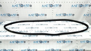 Jeep Grand Cherokee WK2 11-22 front left door seal is worn