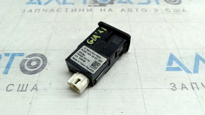 Mercedes H247 GLA 20-23 Front USB Hub, 1 Type-C