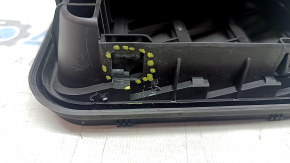 Right ventilation shield for Mercedes H247 GLA 20-26, broken mount