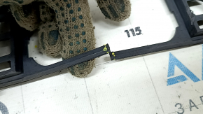 The lower grille of the front bumper of the Jeep Grand Cherokee WK2 17-22 is open, under the radar and hooks, broken, sand