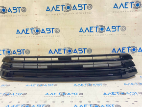 Toyota Highlander 17-19 front bumper lower grille black with plugs