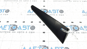 Right tailgate hinge cover for Honda CRV 23-26, crack in mounting