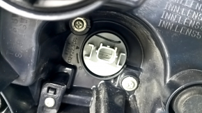 Honda CRV 23-26 left outer fender light, scratches, broken trim mount