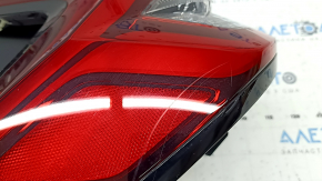 Honda CRV 23-26 left outer fender light, scratches, broken trim mount