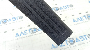 Honda CRV 23-26 black front right door sill trim, worn