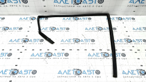 Rear left glass seal Ford Fiesta 11-19 4d