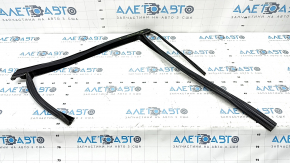 Ford Fiesta 11-19 5d rear right window seal, torn