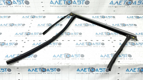 Upper door molding with glass seal, rear left, Lincoln MKC 15-19