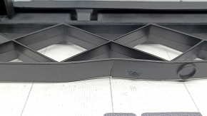 Front bumper center mount for VW Passat b7 12-15 USA cracked