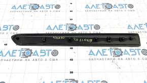 Kia Niro 17-22 center rear left door molding: structure, scratch, broken fastener
