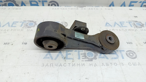 Upper engine mount Toyota Camry v50 12-14 hybrid usa, cracked
