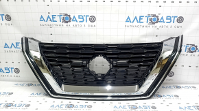 The Nissan Rogue 21-23 grille under the camera is broken off.