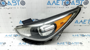 Left front headlight assembly for Kia Niro 17-19 HEV, PHEV, with bracket, halogen, LED DRL, seal peeled off