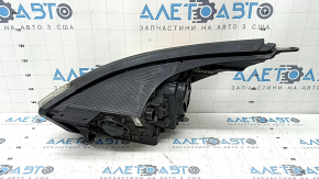 Kia Niro 17-19 HEV, PHEV front right headlight with bracket, halogen, LED DRL, polishable, cobweb, dried out seal