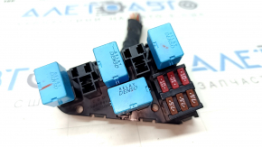 Toyota Venza 21-24 small underhood left fuse box