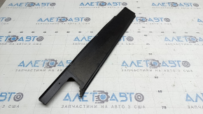 Jeep Renegade 19-23 right rear side door trim, crack, seal tear