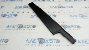 Jeep Renegade 19-23 front right rear side door trim cracks in the fastener