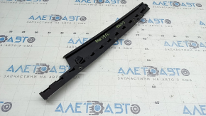 Jeep Renegade 19-23 front left rear side door trim crack in mount