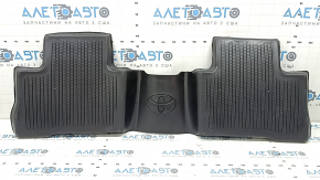 Set of black floor mats for Toyota Venza 21-24 tires