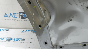 The bare rear right door of a Hyundai Tucson 22-26