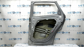 The bare rear right door of a Hyundai Tucson 22-26