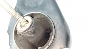 The lower front left control arm of a Hyundai Tucson 22-25 has a cracked silent block.