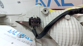 Left rear bumper light Hyundai Tucson 22-26, broken housing and glass, broken mount