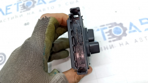 Jeep Renegade 15-23 Driver's Seat Controls