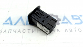 USB block Jeep Renegade 15-23