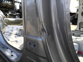 The central right body pillar of the Hyundai Tucson 22-26 on the body